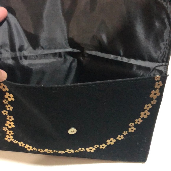 🆕 Marc Jacobs DAISY Clutch - Picture 8 of 8